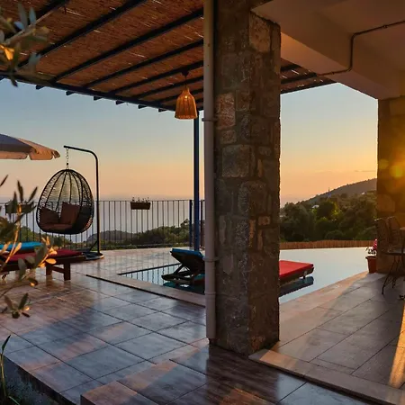 Vila Pine Private Located In A Quiet And Picturesque Location *