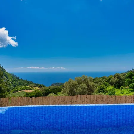 Pine Private Located In A Quiet And Picturesque Location Vila Faralya